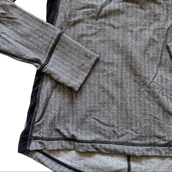 American Eagle Athletic 1/4 Zip Top - Picture 6 of 7